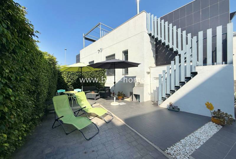 Villa - Sale - Villamartin - Villamartin