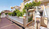 Wtórny - Bungalow - La Zenia