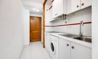 Wtórny - Kawalerka / Studio - Torrevieja