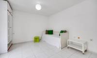 Wtórny - Kawalerka / Studio - Torrevieja