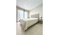 Wtórny - Penthouse - Los Balcones